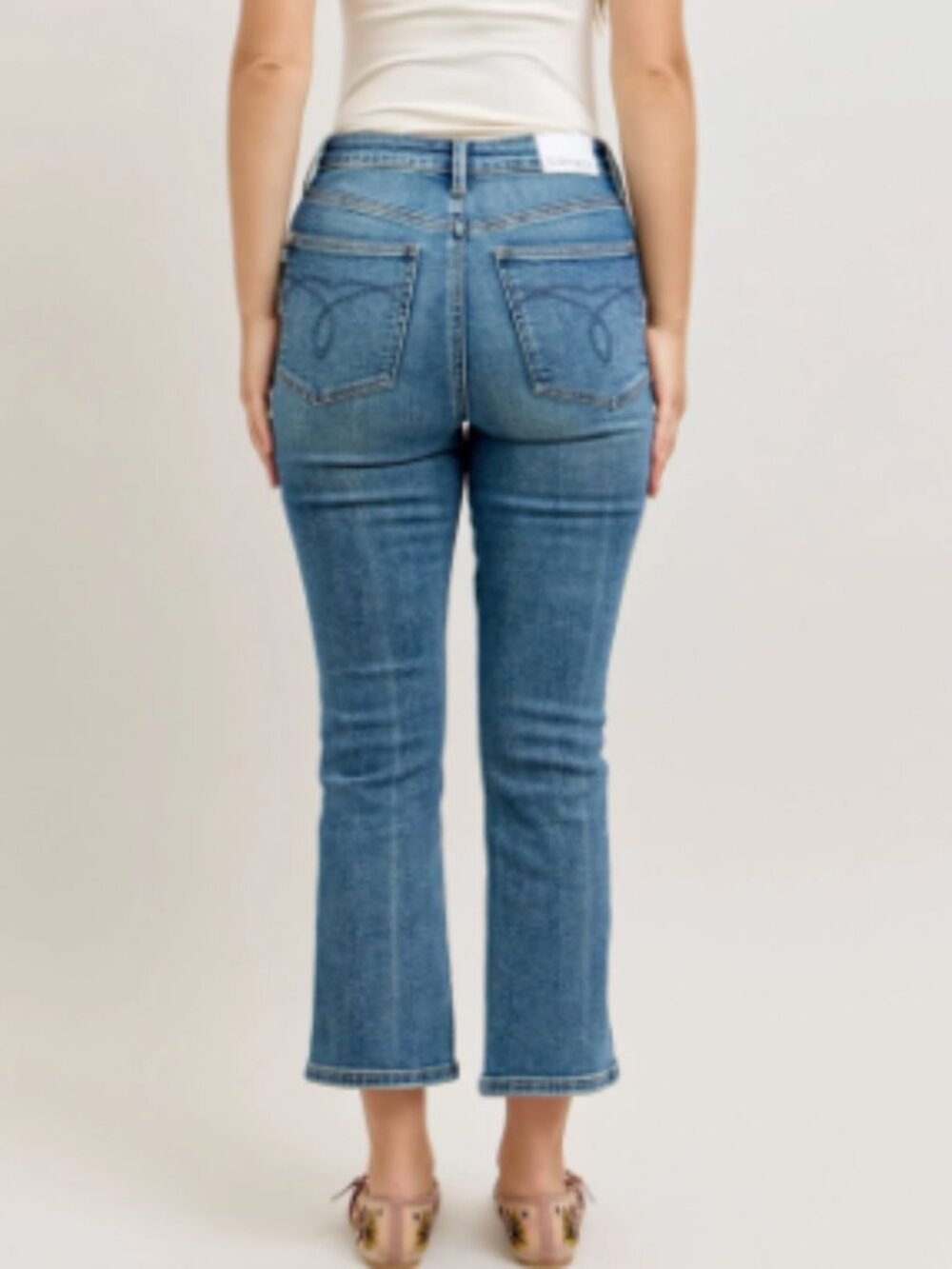 Judy Blue Tummy Control Kick Flare Jeans 9/29 High Rise Cropped Medium Wash - Picture 2 of 6